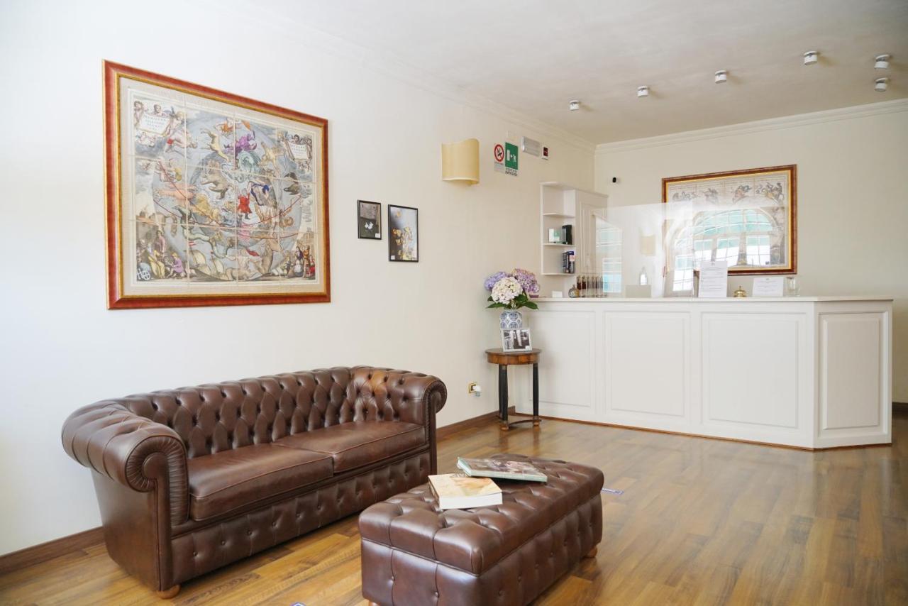 Albergo Moderno Lucca Luaran gambar
