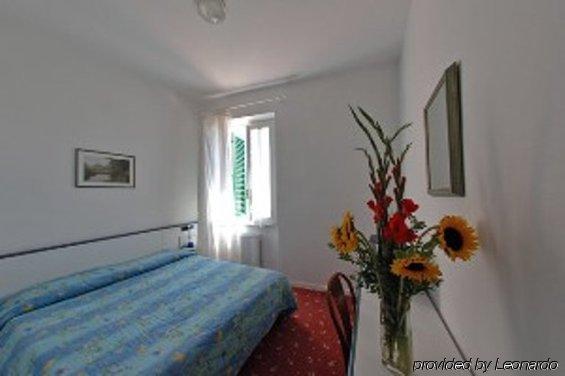 Albergo Moderno Lucca Luaran gambar