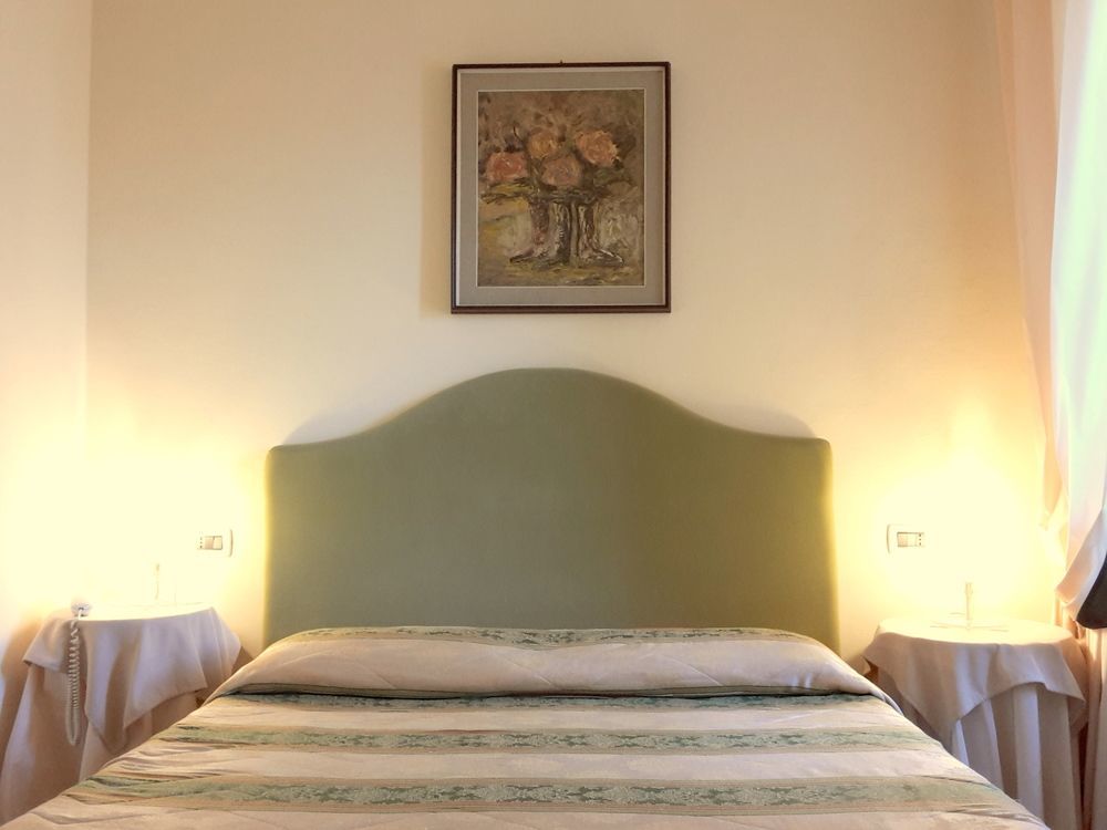 Albergo Moderno Lucca Luaran gambar