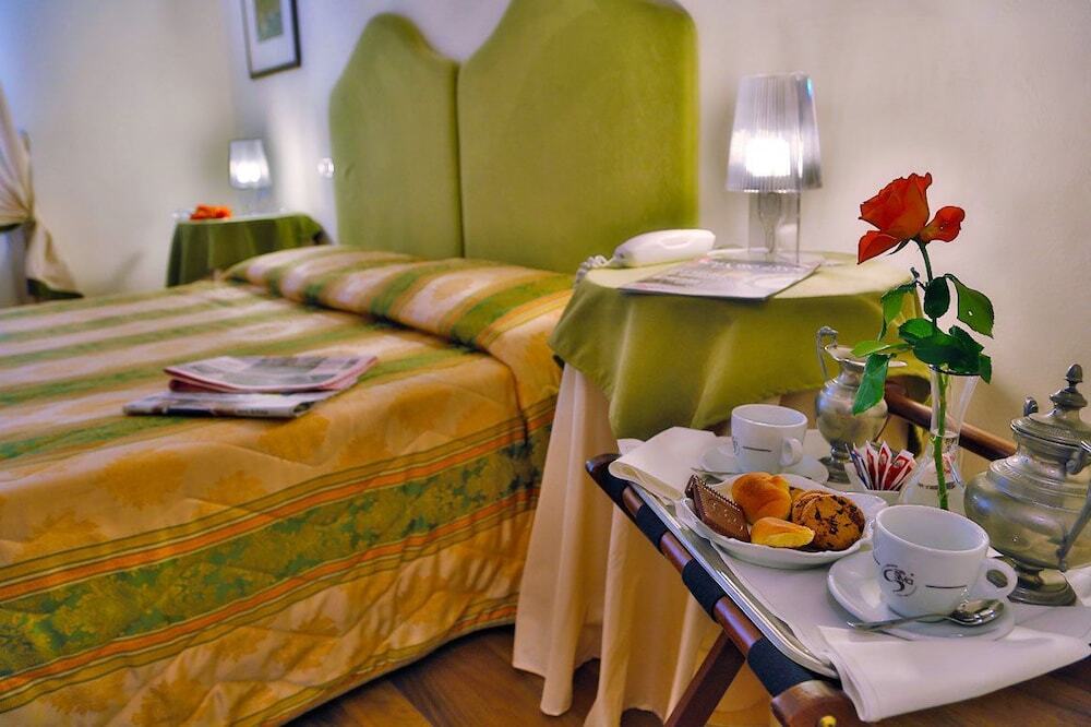 Albergo Moderno Lucca Luaran gambar